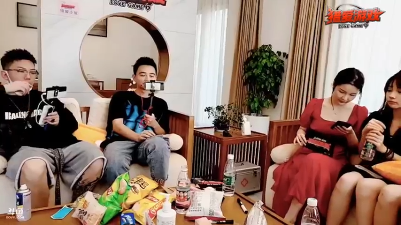 点赞投币收藏