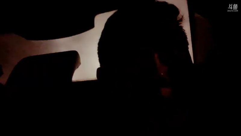 【2021-10-13 00点场】17Xbei丷：几个世界赛选手户外，贵宾不过5百下播