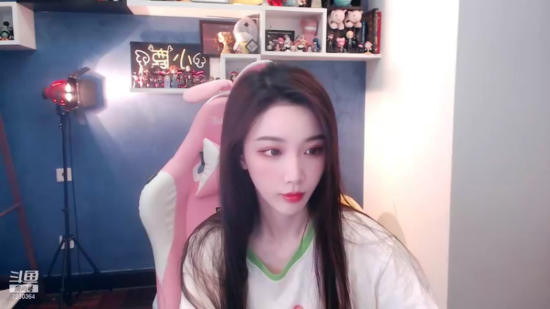 【2021-10-13 17点场】是小鹿哇：潇洒大炮：VG vs KSG