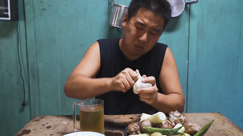 【美食】野食小哥的精彩时刻 20211014 21点场