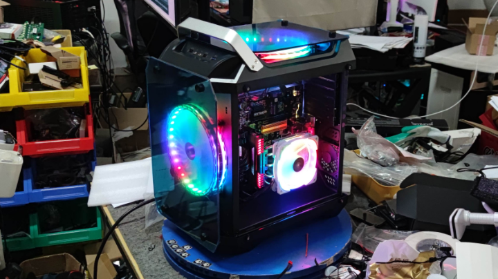 玩嘉小金刚RGB