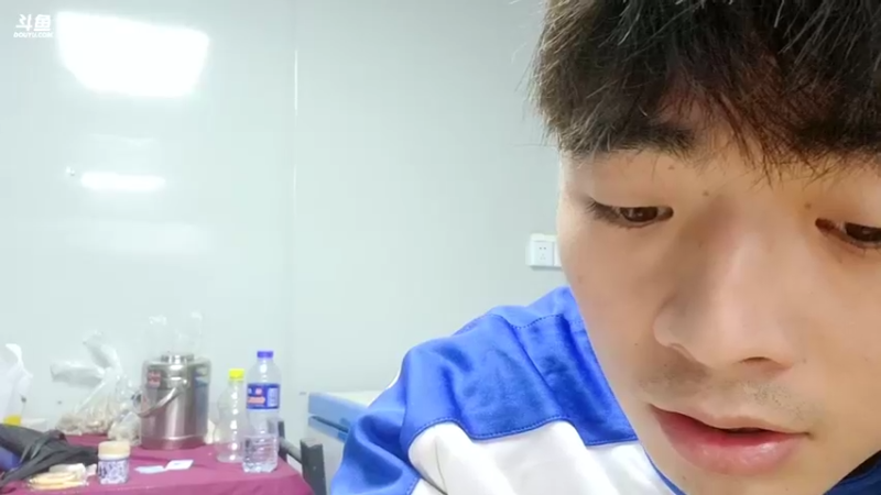 【2021-10-15 17点场】逐梦兄弟：十二点开播