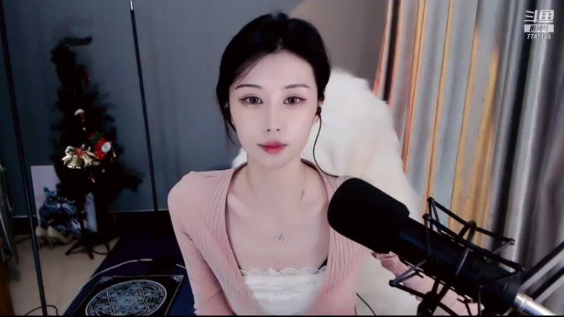 【2021-10-16 20点场】青台miss：拔牙了 慢慢说话