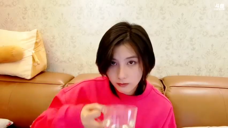 【2021-10-16 21点场】我是唐菲：最幸运直播间 1761727