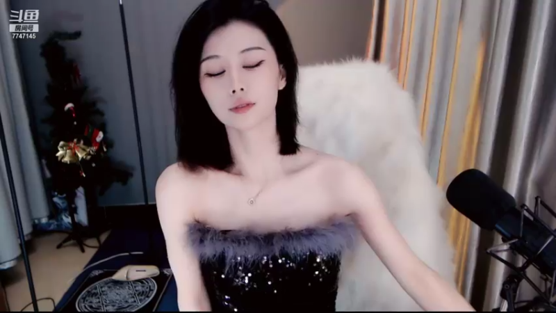 【2021-10-17 20点场】青台miss：拔牙了 慢慢说话