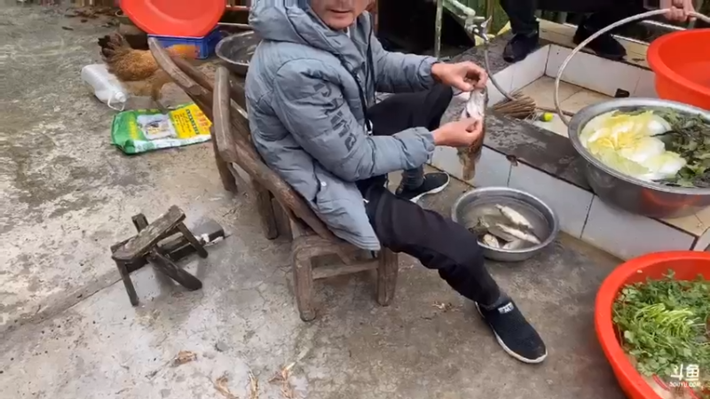 【2021-10-17 14点场】魅力生活i：重回高老庄