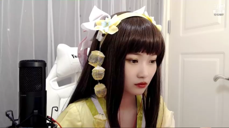 【2021-10-18 19点场】小乃丸：【黄金双倍】娜可露露来啦~