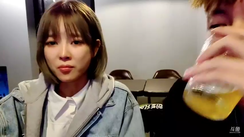 【2021-10-17 23点场】赛文柒Seven：跟kk来舟山第二夜