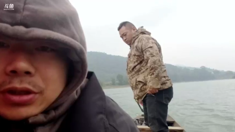 【2021-10-19 13点场】魅力生活i：荒岛打野美食