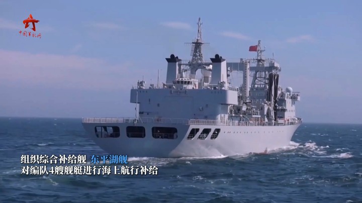 【第一军视】深海大洋上舰船间补给怎样进行？一起到中俄“海上联合-2021”演习看看