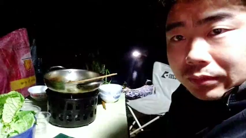 【2021-10-19 19点场】魅力生活i：荒岛打野美食