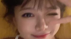 差点手机掉我脸上