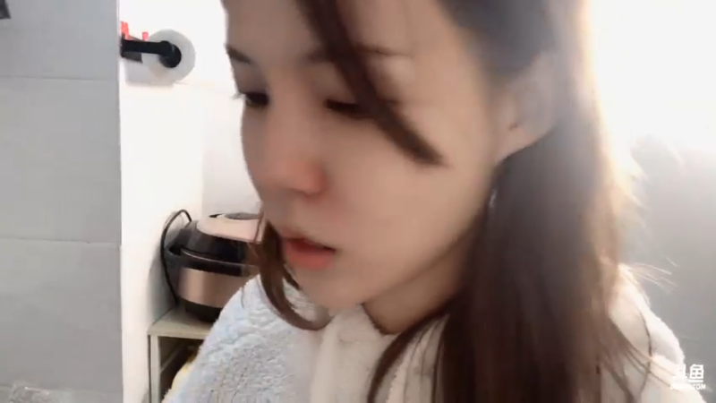 【2021-10-22 20点场】贝儿Ber：突然出现怕不怕～！