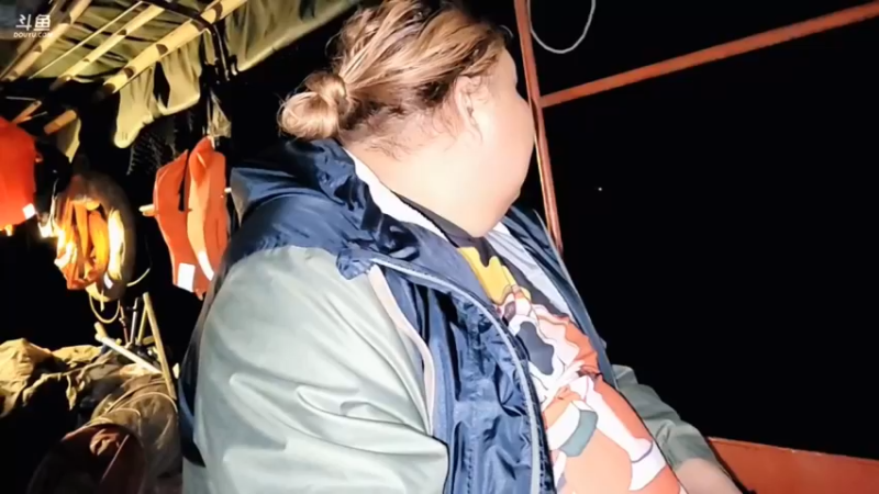 【2021-10-21 23点场】川味箩卜：《荒岛奇遇记》结束