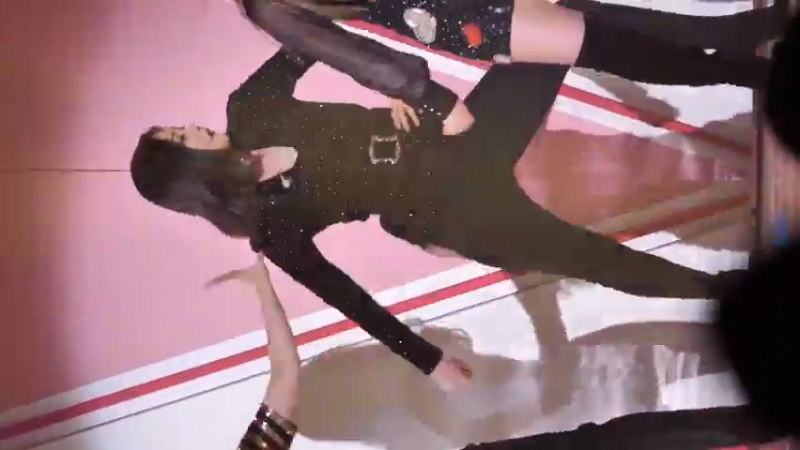 1.朴秀荣_高画质_自拍_《RED_FLAVOR》180414_JOY__RED_VELVET