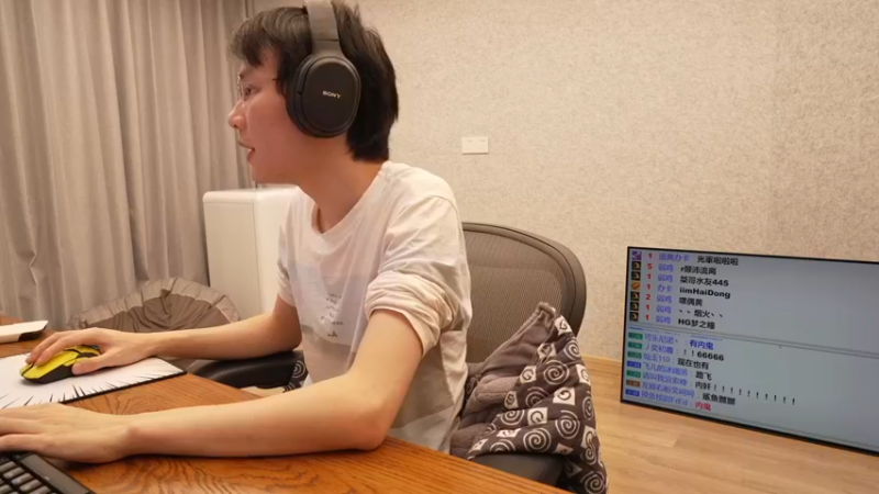 【2021-10-23 16点场】超级小桀：这是七年前的74751