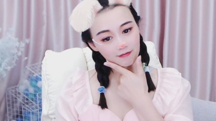 性感兼可爱的女团舞蹈，希望大家喜欢，多多点关注！谢谢！！