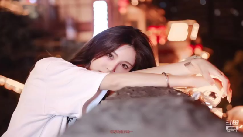 【2021-10-23 18点场】李哥儿DoubleLee：来者皆好运不信你试试