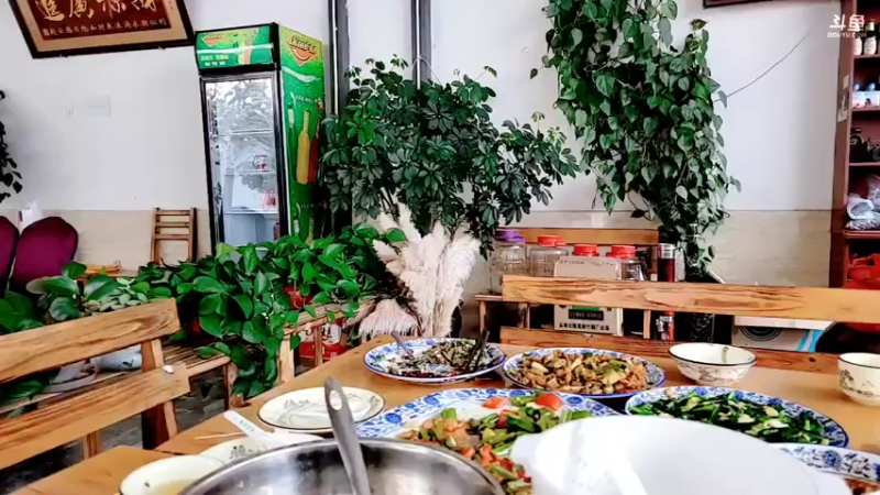 【2021-10-24 16点场】大嘴love：大理娱乐团