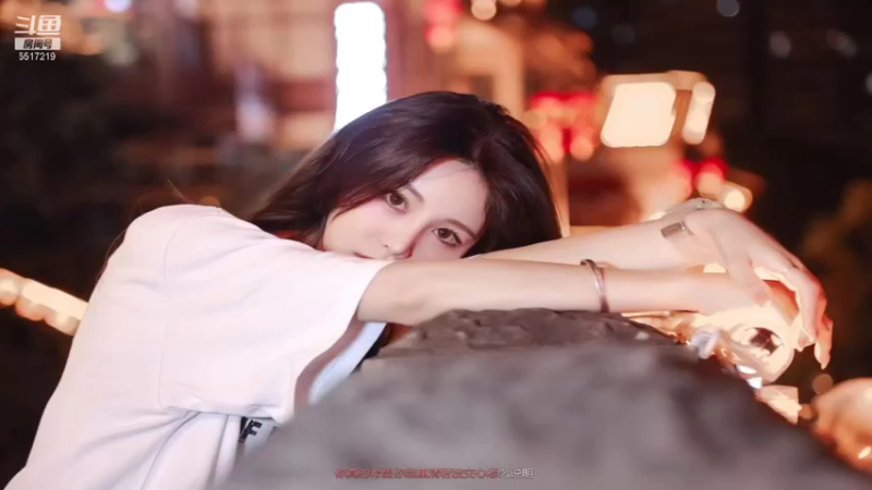 【2021-10-24 19点场】李哥儿DoubleLee：来者皆好运不信你试试