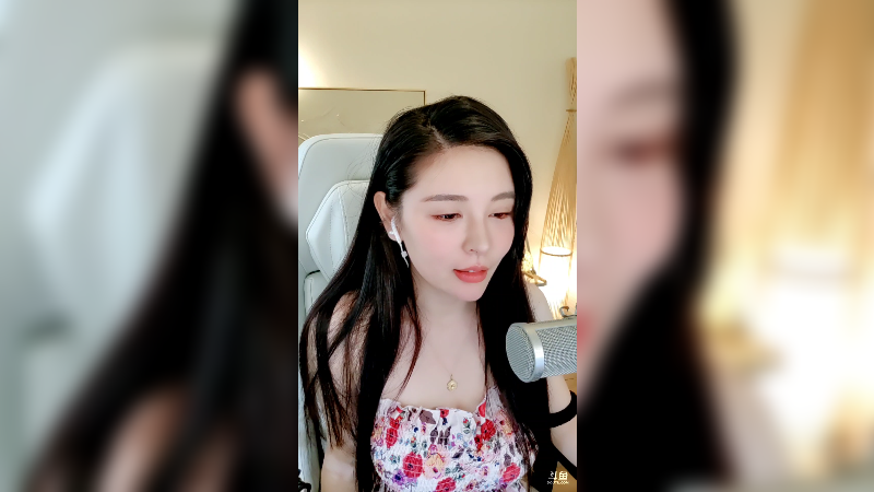 【颜值】RoseRose肉丝的精彩时刻 20211026 09点场