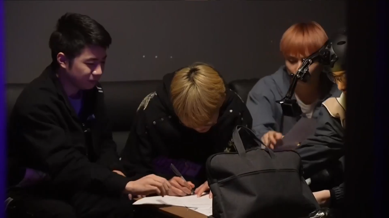 我在斗鱼看Xleft小叮当直播吃鸡游戏