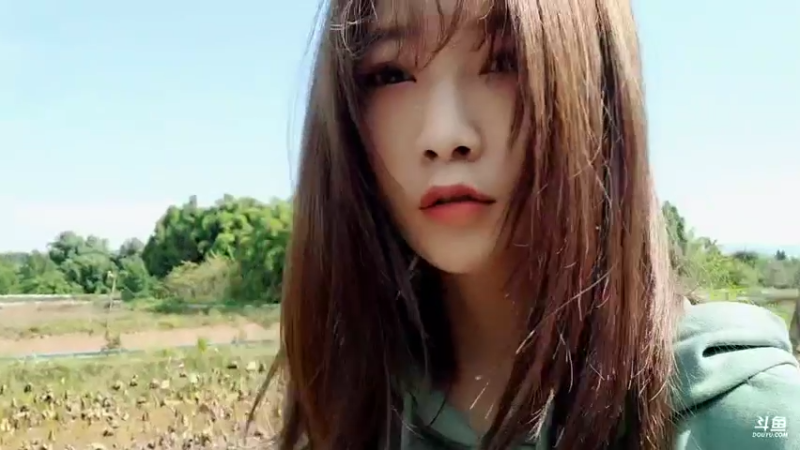 【2021-10-23 11点场】百变姑姑肖淑洁：姑姑：披荆斩棘的姐姐2，在浩哥基地
