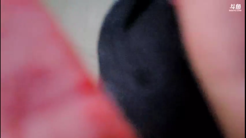 【2021-10-27 17点场】主播阿郎：荒野独居（做桌子）