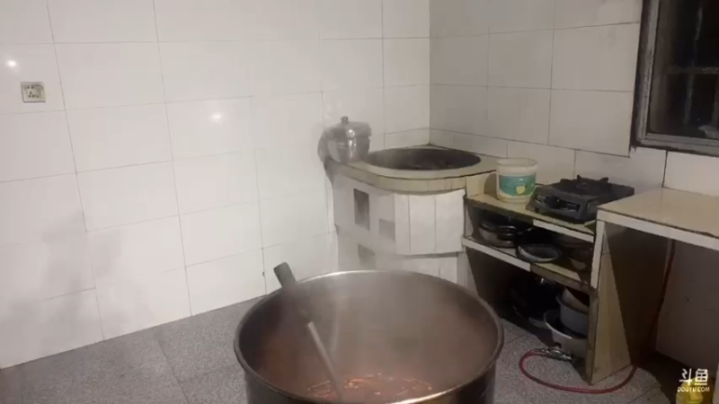 【2021-10-30 21点场】魅力生活i：今晚弄点鳜鱼鲫鱼