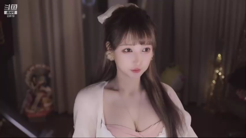 【2021-10-29 21点场】Minana呀：今天是虚弱的辣妹~~~~~