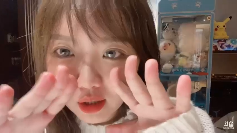 【2021-10-31 00点场】紫琪儿小波霸：紫琪：【双倍】尊贵的帕拉梅拉车主