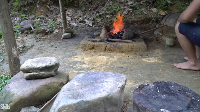续我的世界11锻造锄头和种植3《如果你一无所有，进入山野...》