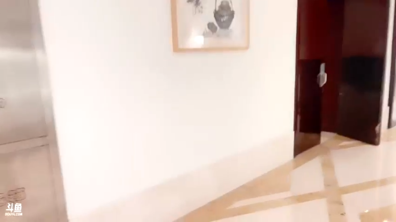 【2021-10-31 22点场】张逗逗就是张老板阿：到三亚啦！