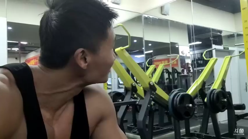【2021-11-01 21点场】黑人毅：今天你们训练了吗