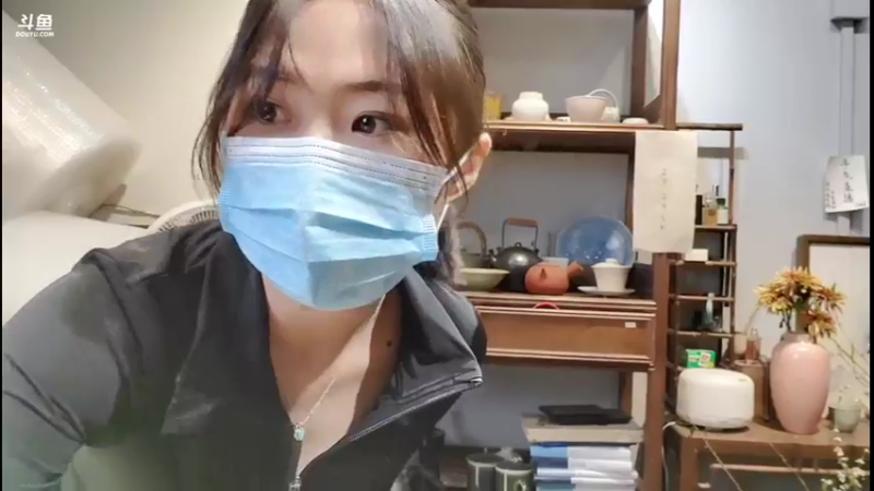【2021-10-31 14点场】刘灶灶：街6几的一天