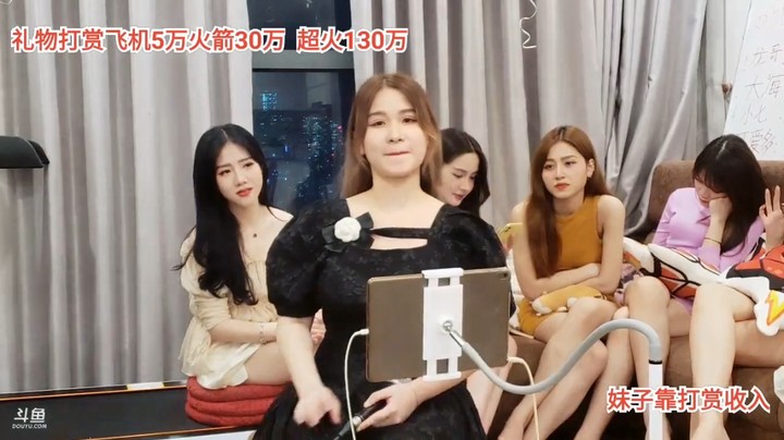 美女玉环唱歌很好听，非常可爱啊