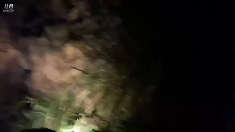 【2021-11-03 18点场】魅力生活i：县城到张家界各种整活