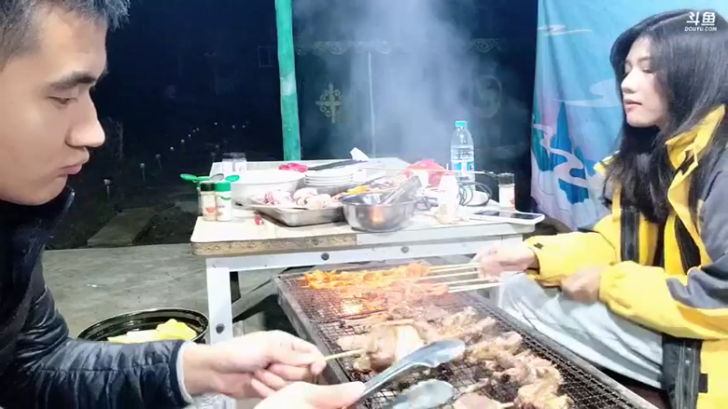 【2021-11-03 20点场】川味箩卜：烤烧烤！烤烧烤！烤烧烤！