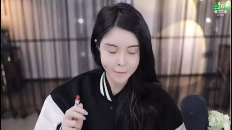 【2021-11-04 04点场】苏恩Olivia：苏恩：放放录像哦 过两天见