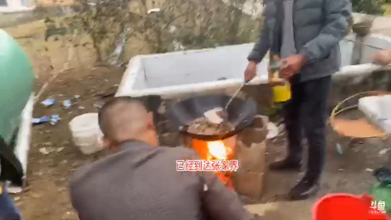 【2021-11-04 16点场】魅力生活i：大家相聚在龙潭河