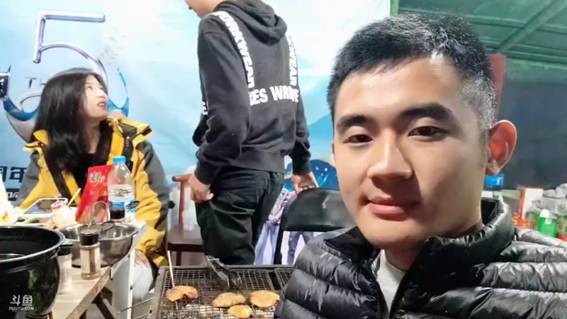 【2021-11-03 22点场】川味箩卜：烤烧烤！烤烧烤！烤烧烤！