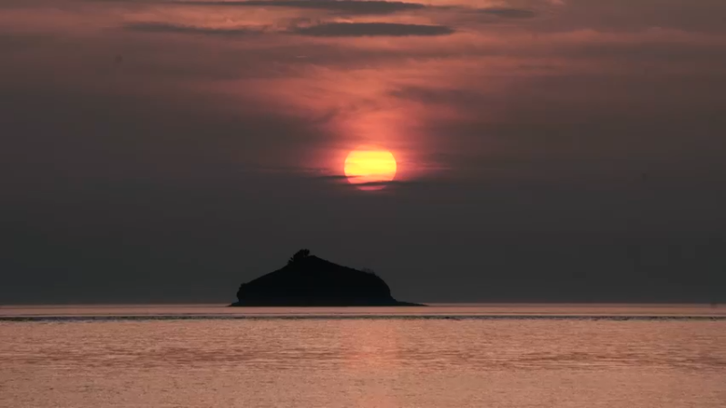 退潮时慵懒的大海，聆听大海的声音14-逃离都市 露营日常