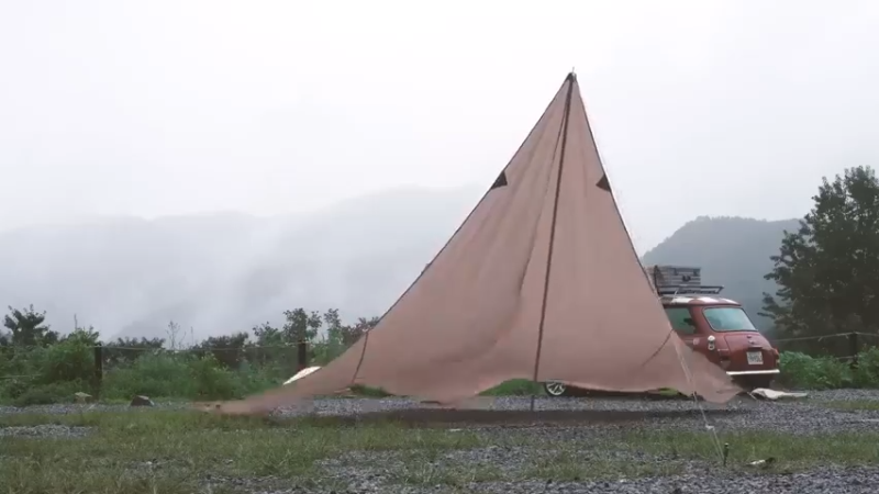 在拥有美丽风景和凉爽溪谷的露营地度过愉快的一天38-逃离都市 露营日常