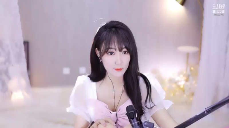 【2021-11-08 19点场】Jue美娘：搞笑 治愈下？