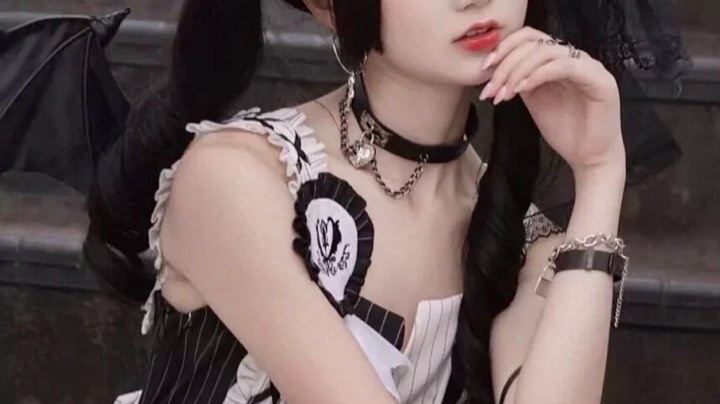 对面交了一个振刀，然后……他没了