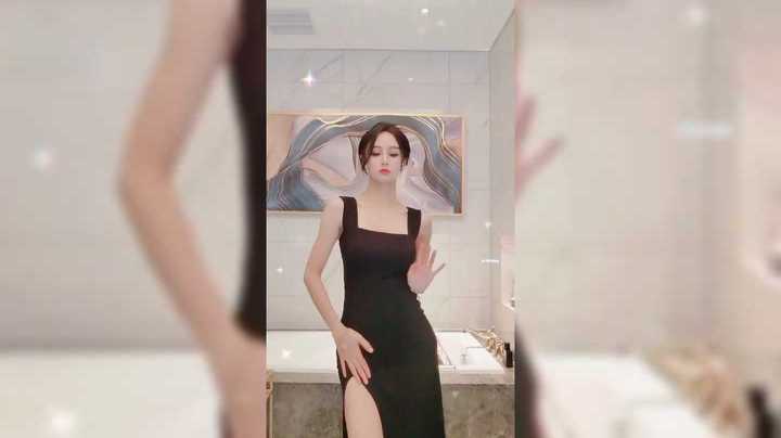 美女视频欣赏，小姐姐跳舞手舞足蹈很有个性