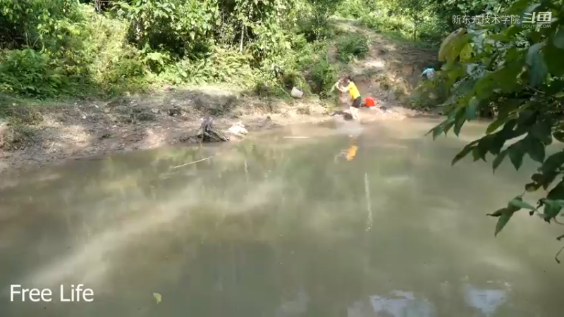 离网日常32打造休闲椅舒服了6#妹子独自深入深山，离网日常
