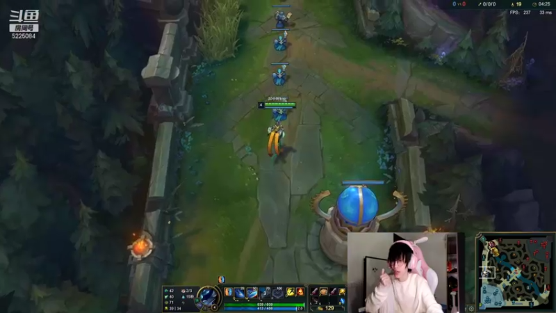 【2021-11-10 04点场】天灰灰qaq：世界最强上路争霸 你想做弑神者不