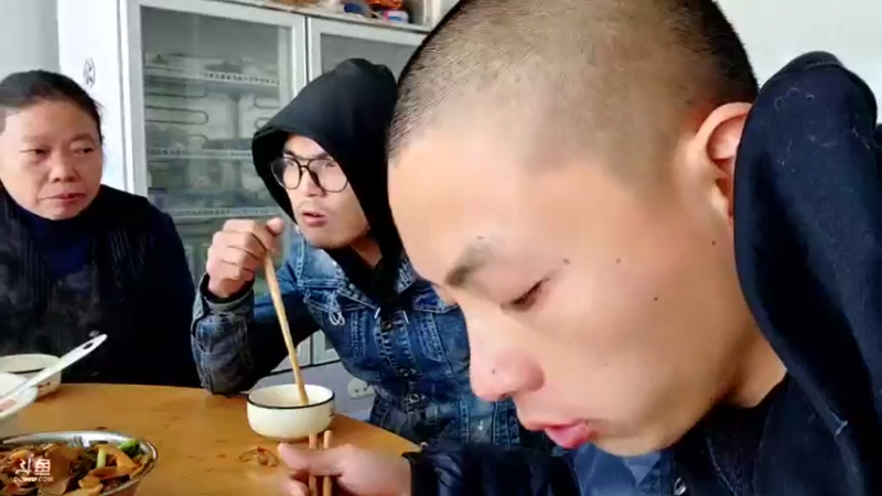 【2021-11-10 12点场】逐梦兄弟：年度我们来了冲冲冲