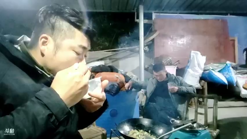 【2021-11-11 01点场】魅力生活i：继续干自家鱼塘